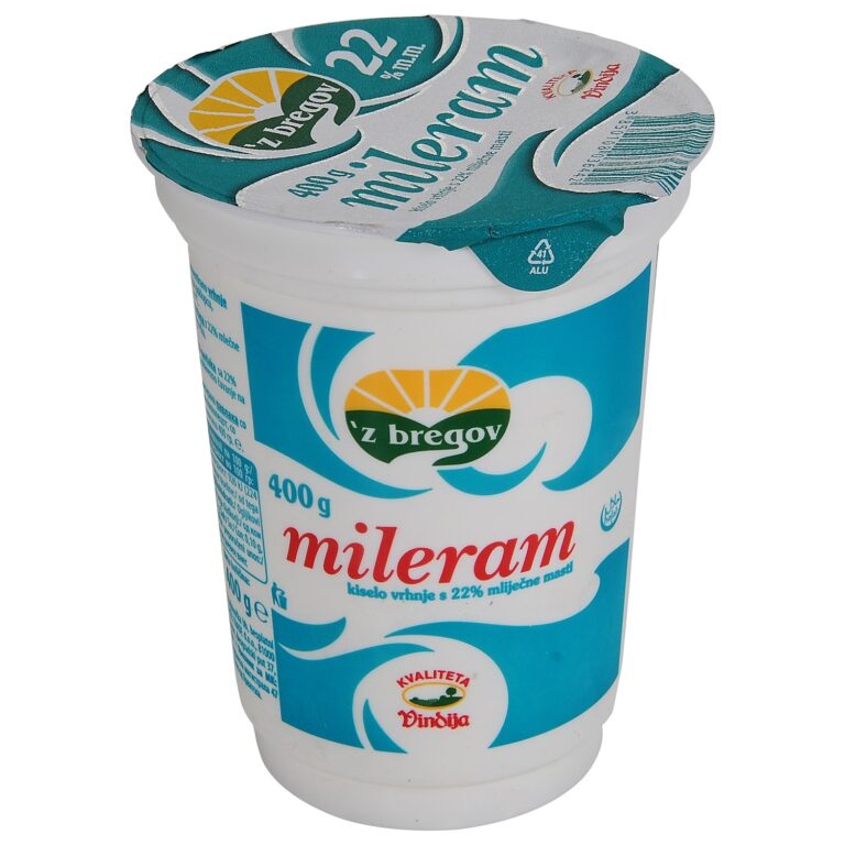 Z bregov Mileram kiselo vrhnje 22% m.m. 0.400 kg